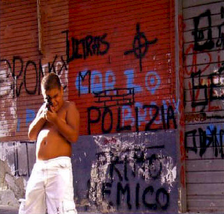 Manuel R�ault APMR Agence Pour le Monde R�el, Agence Pierre-Manuel R�ault, photo Naples 2001 copyright