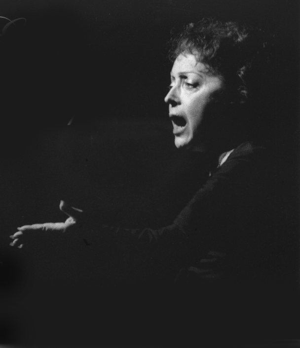 J A Deniot Le langage sc�nique d'Edith Piaf 6